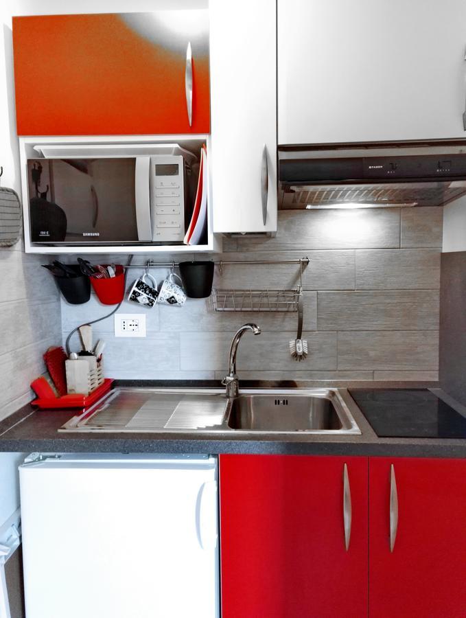 Bnbutler - Col Di Lana - Navigli Apartment - Darsena Мілан Екстер'єр фото