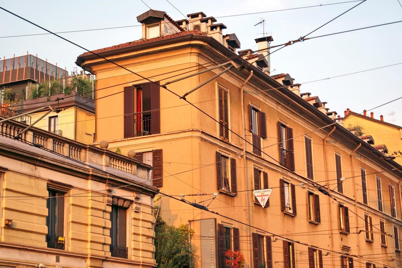 Bnbutler - Col Di Lana - Navigli Apartment - Darsena Мілан Екстер'єр фото