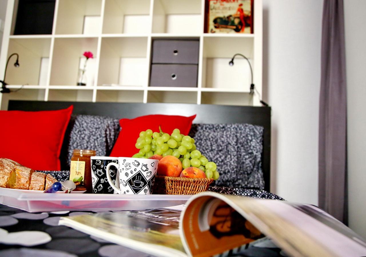 Bnbutler - Col Di Lana - Navigli Apartment - Darsena Мілан Екстер'єр фото
